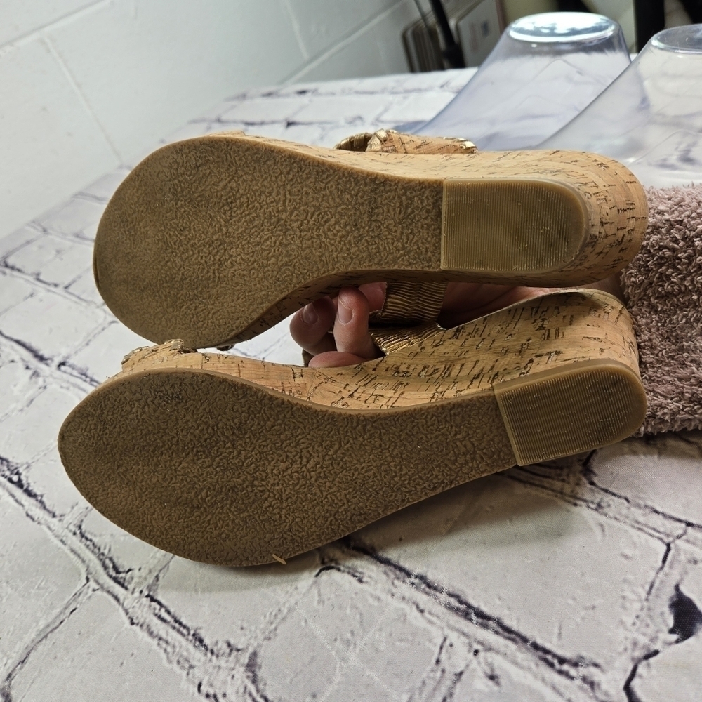 Jack Roger's Lauren cork gold medallion wedge sandals - Picture 3 of 12